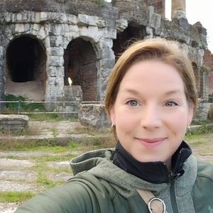 Meet your Posher, Stefanie